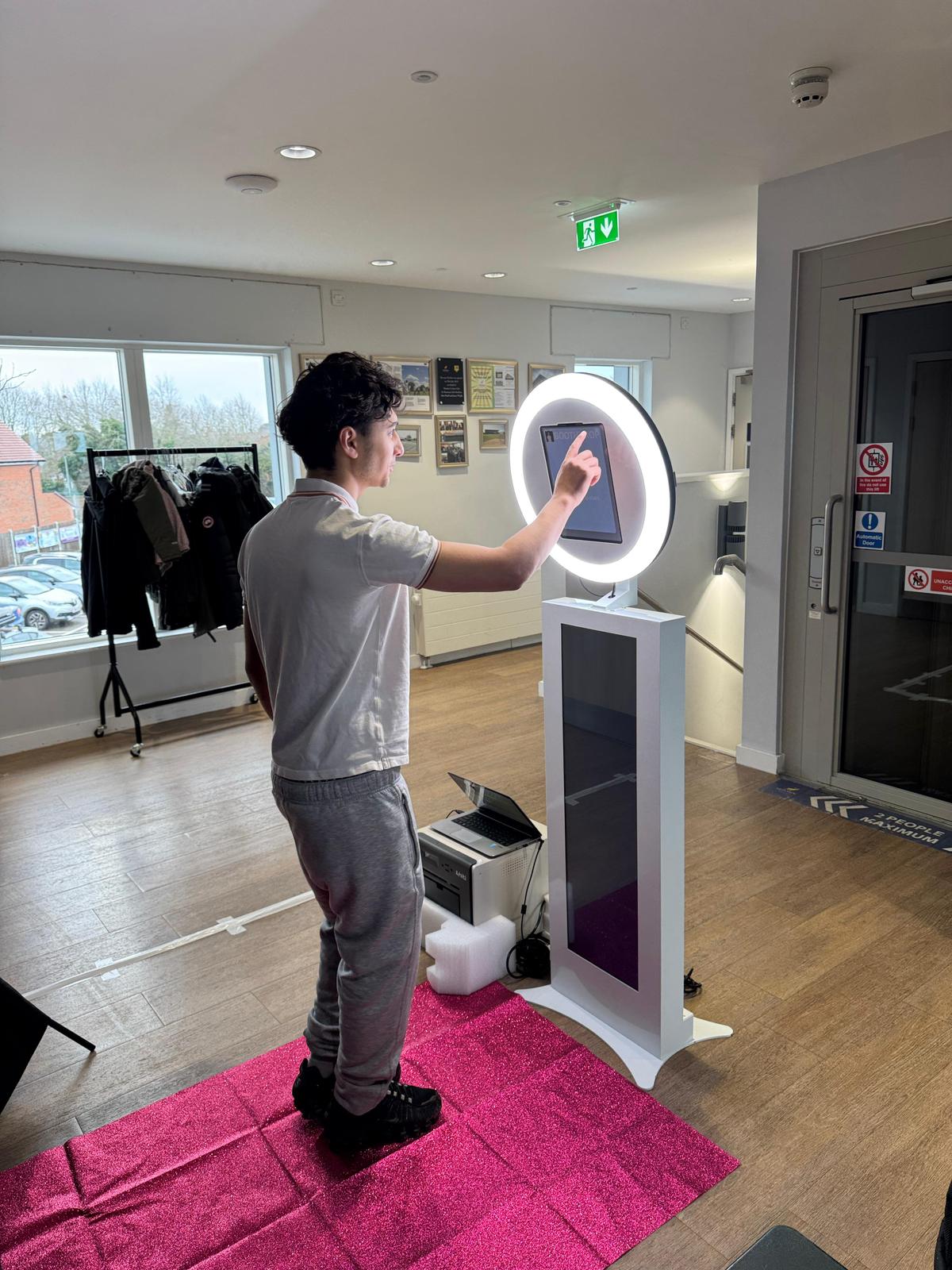 LCD SlimPod Hire
